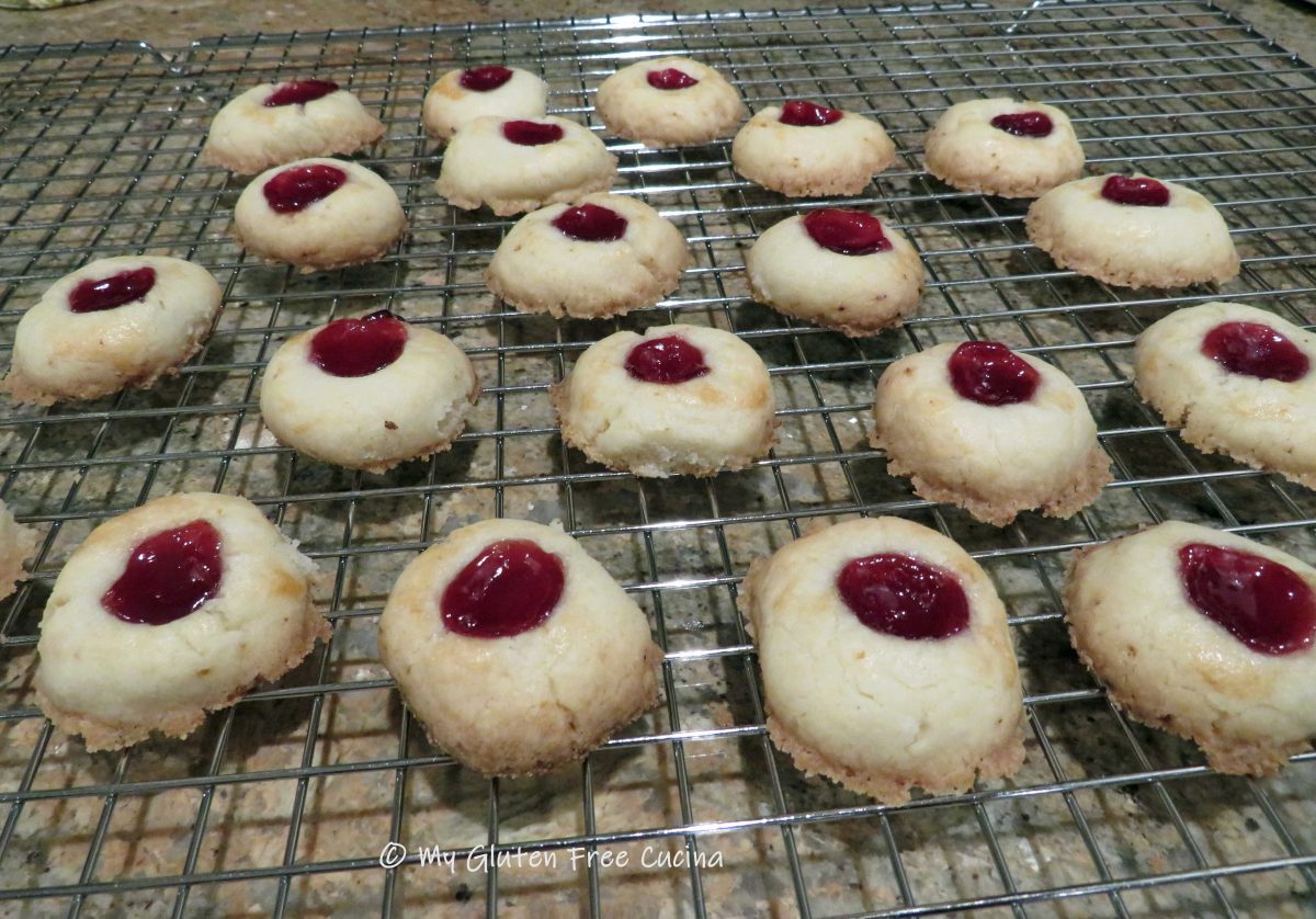 Gluten free raspberry thumbprint cookies my gluten free cucina